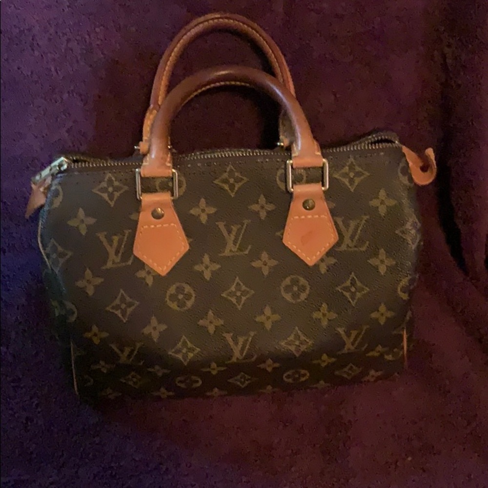 LV speedy 25